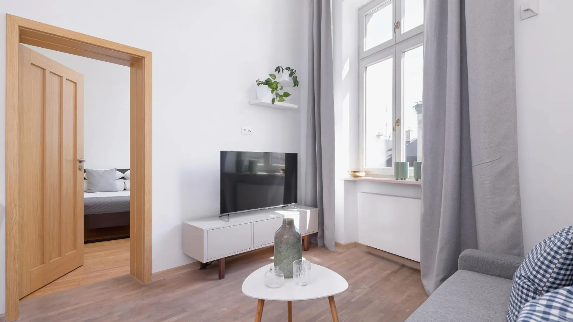 1-Bedroom Apartment - Brodzinskiego 3 - Podgorze 克拉科夫